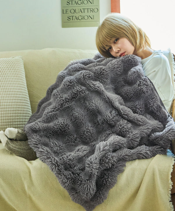 {"color":"\u30b0\u30ec\u30fc","info":""}