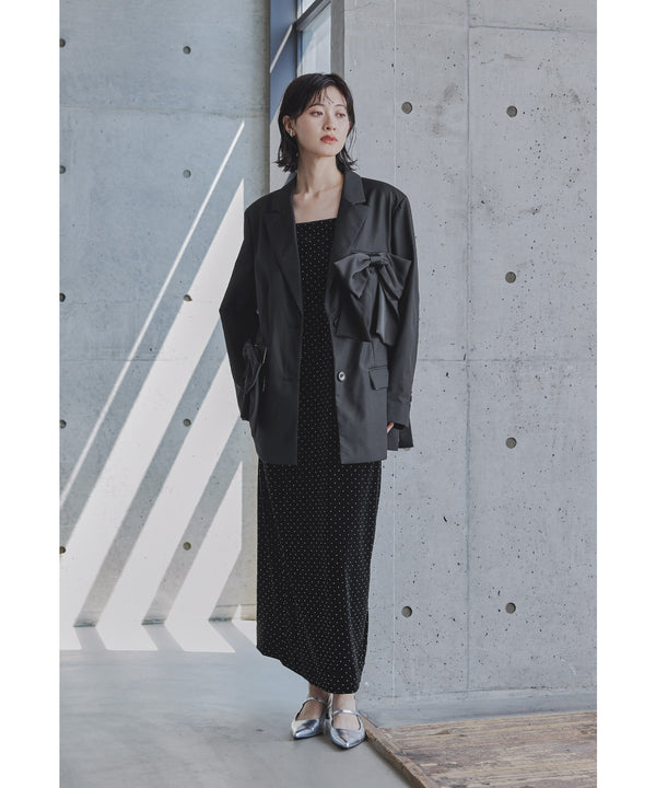 {"color":"\u30d6\u30e9\u30c3\u30af","info":"model\uff1aH166cm size\uff1aM"}