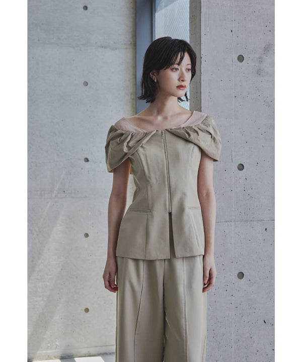 {"color":"\u30d9\u30fc\u30b8\u30e5","info":"model\uff1aH166cm size\uff1aM"}