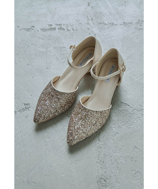 {"color":"\u30d9\u30fc\u30b8\u30e5","info":""}