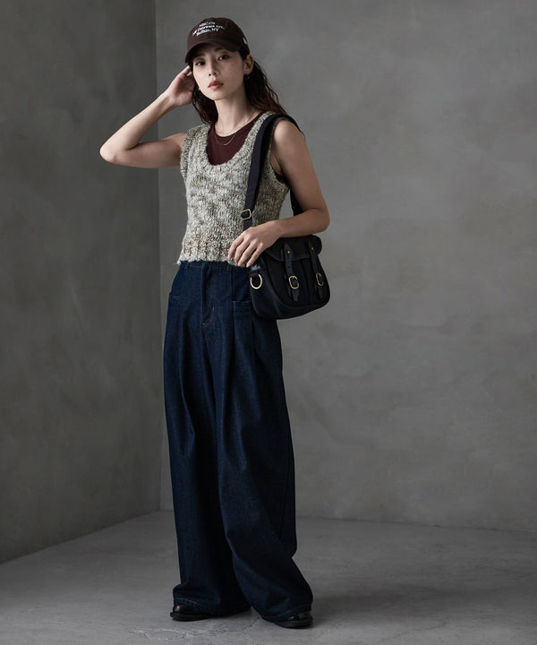 {"color":"\u30d6\u30e9\u30a6\u30f3","info":"model\uff1aH166cm size\uff1aF"}