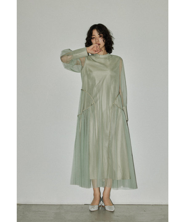 {"color":"\u30b0\u30ea\u30fc\u30f3","info":"model\uff1aH166cm size\uff1aM"}