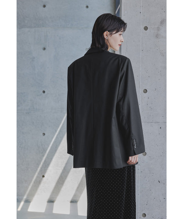 {"color":"\u30d6\u30e9\u30c3\u30af","info":"model\uff1aH166cm size\uff1aM"}