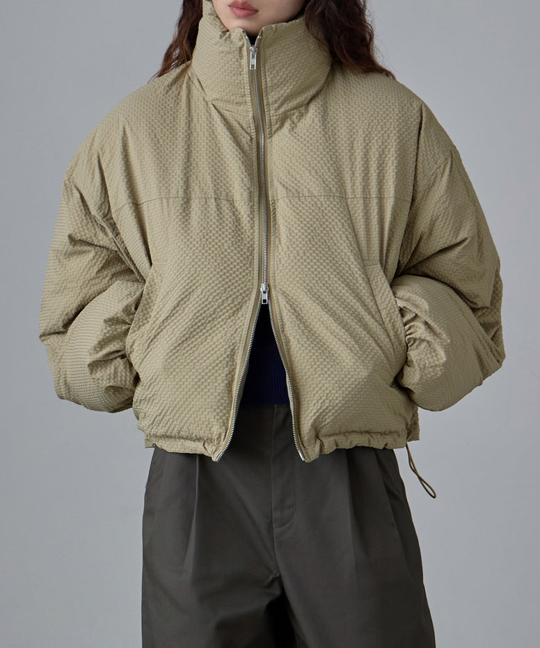 {"color":"\u30d9\u30fc\u30b8\u30e5","info":"model\uff1aH166cm size\uff1aF"}