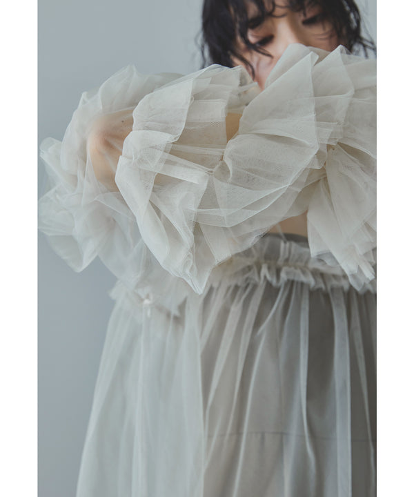 {"color":"\u30d9\u30fc\u30b8\u30e5","info":"model\uff1aH166cm size\uff1aF"}