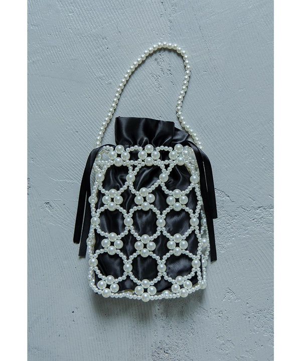 {"color":"\u30d6\u30e9\u30c3\u30af","info":""}