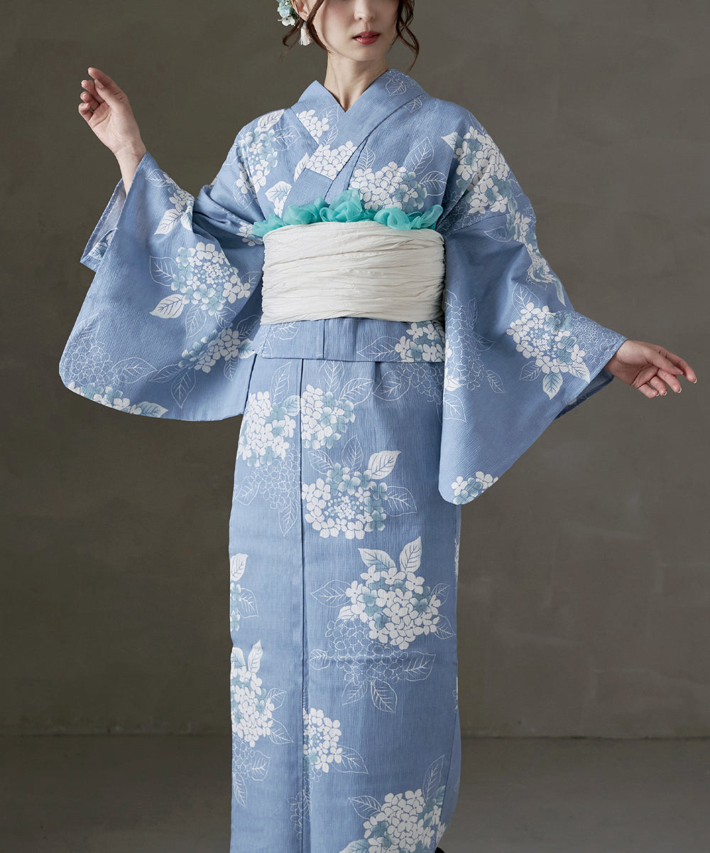 shizuka　樣専用　浴衣　白地✕紫陽花　ろうけつ染風＋画像の兵児帯２点同梱で shizuka 樣専用 浴衣 白地✕紫陽花 ろうけつ染風＋画像の兵児帯