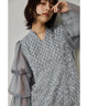 {"color":"\u30b0\u30ec\u30fc","info":"model\uff1aH161cm size\uff1aM"}