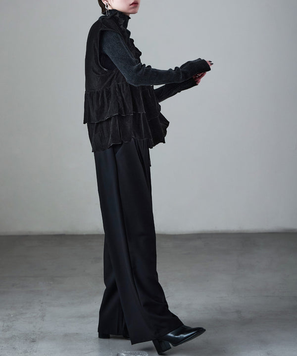 {"color":"\u30d6\u30e9\u30c3\u30af","info":"model\uff1aH158cm size\uff1aM"}