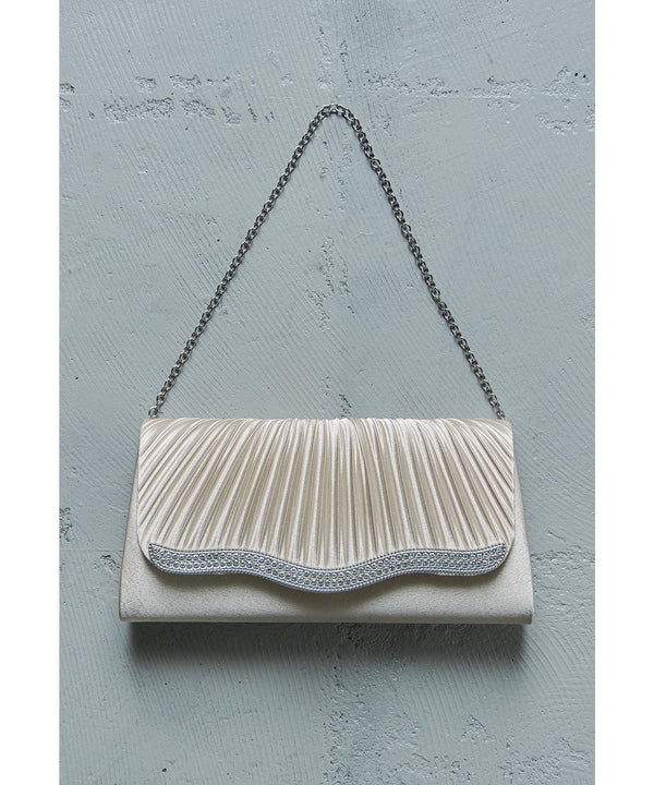 {"color":"","info":""}