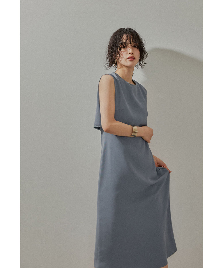 {"color":"\u30d6\u30eb\u30fc","info":"model\uff1aH167cm size\uff1aM"}