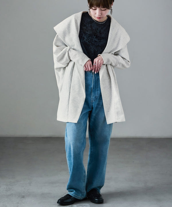 {"color":"\u30aa\u30fc\u30c8\u30df\u30fc\u30eb","info":"model\uff1aH158cm size\uff1aM"}