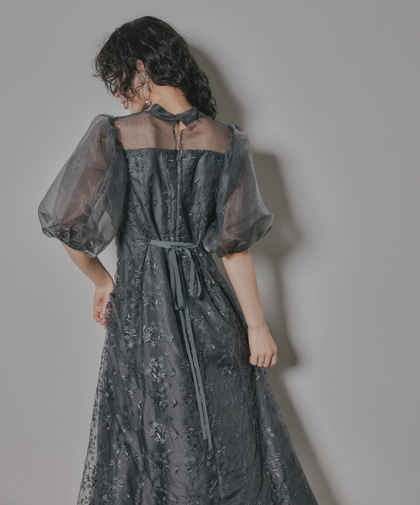 {"color":"\u30c0\u30fc\u30af\u30b0\u30ec\u30fc","info":"model\uff1aH166cm size\uff1aM"}