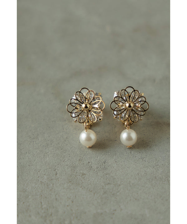 {"color":"\u30b4\u30fc\u30eb\u30c9","info":""}