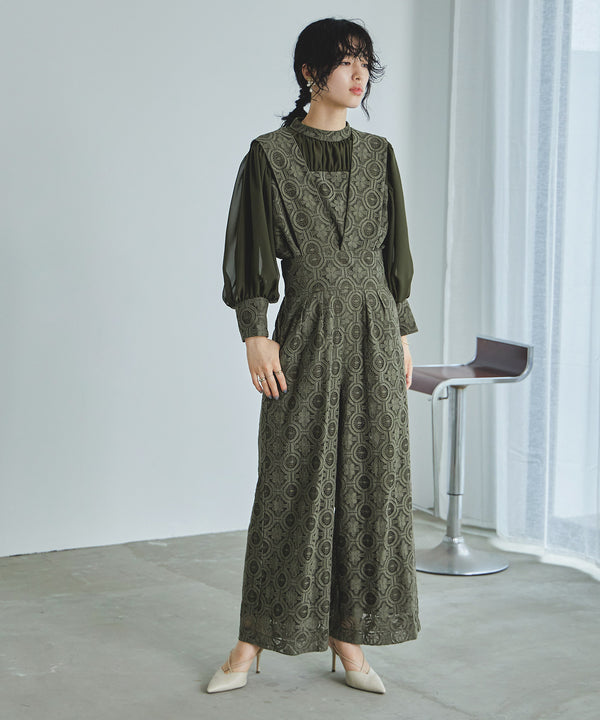 {"color":"\u30aa\u30ea\u30fc\u30d6","info":"model\uff1aH167cm size\uff1aM"}