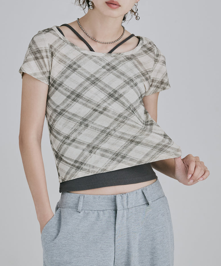 {"color":"\u30e9\u30a4\u30c8\u30d9\u30fc\u30b8\u30e5","info":"model\uff1aH166cm size\uff1aM"}