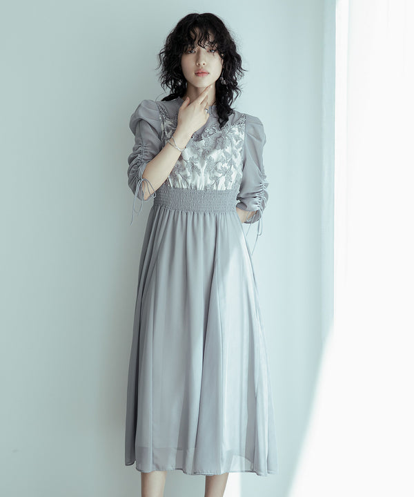 {"color":"\u30d6\u30eb\u30fc\u30b0\u30ec\u30fc","info":"model\uff1aH167cm size\uff1aM"}