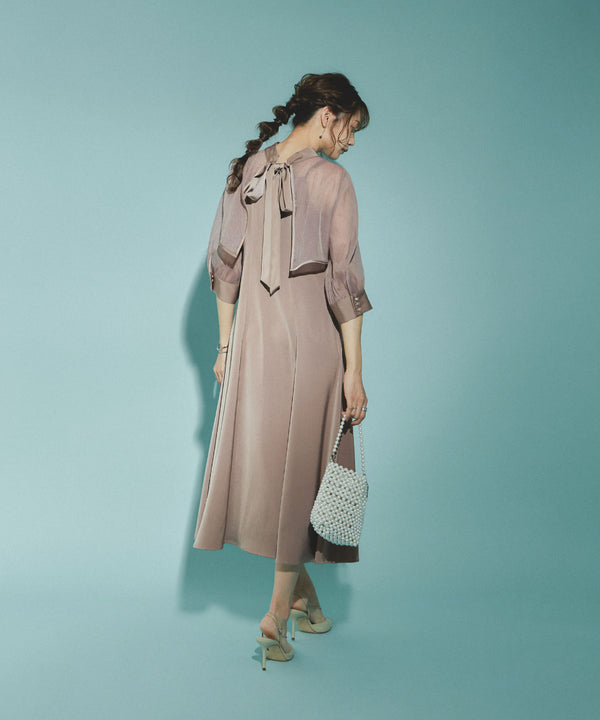 {"color":"\u30e2\u30ab","info":"model\uff1aH165cm size\uff1aM"}