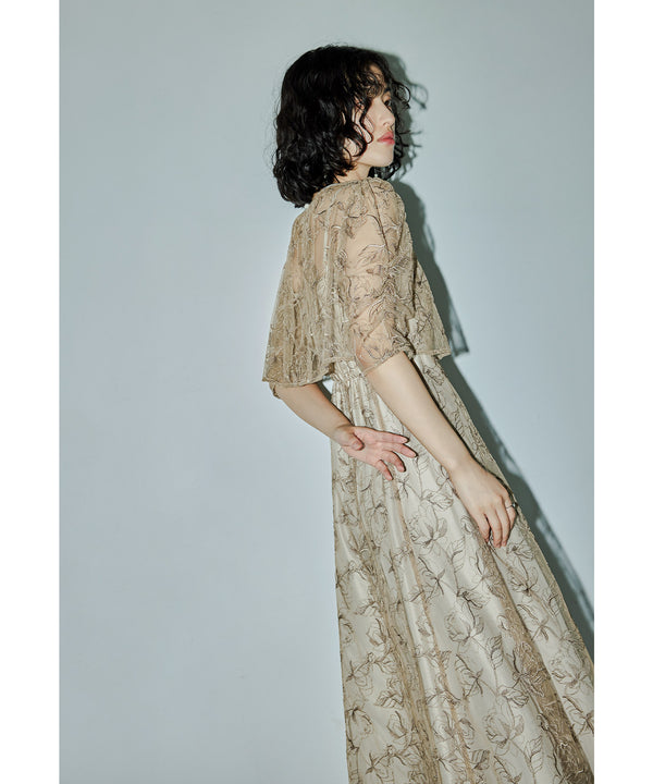 {"color":"\u30d9\u30fc\u30b8\u30e5","info":"model\uff1aH166cm size\uff1aM"}