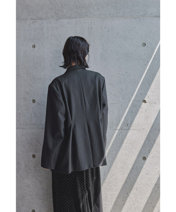 {"color":"\u30d6\u30e9\u30c3\u30af","info":"model\uff1aH166cm size\uff1aM"}