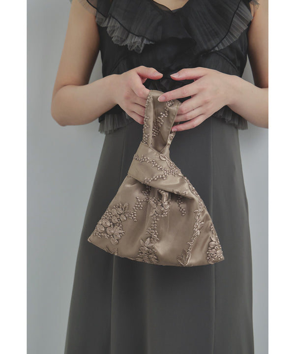 {"color":"\u30e2\u30ab","info":""}