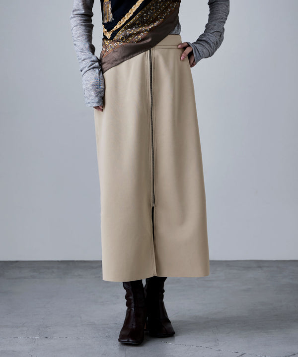 {"color":"\u30d6\u30e9\u30a6\u30f3","info":"model\uff1aH166cm size\uff1aM"}