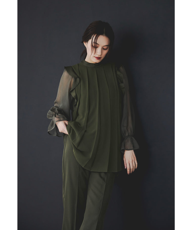 {"color":"\u30ab\u30fc\u30ad","info":"model\uff1aH165cm size\uff1aM"}