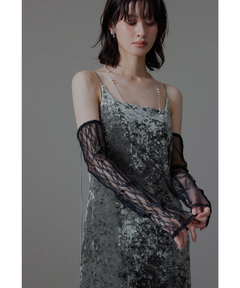 {"color":"\u30d6\u30e9\u30c3\u30af","info":"model\uff1aH166cm size\uff1aF"}