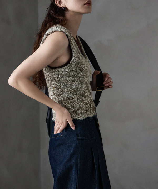 {"color":"\u30d6\u30e9\u30a6\u30f3","info":"model\uff1aH166cm size\uff1aF"}