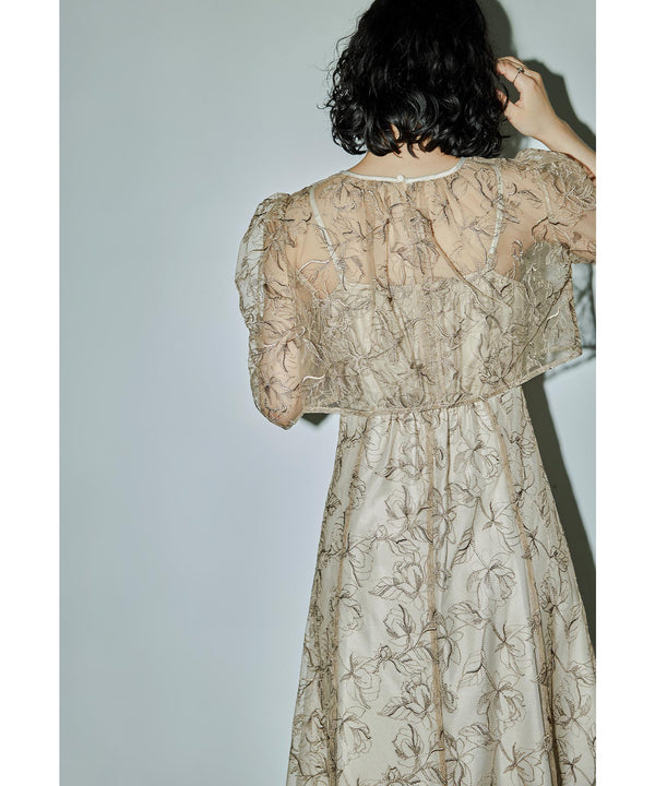 {"color":"\u30d9\u30fc\u30b8\u30e5","info":"model\uff1aH166cm size\uff1aM"}