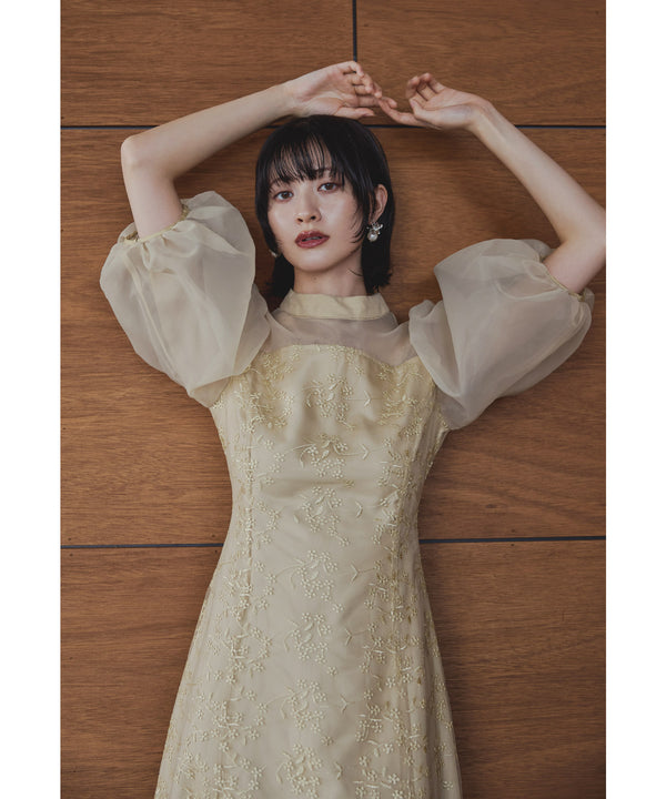 {"color":"\u30a4\u30a8\u30ed\u30fc","info":"model\uff1aH166cm size\uff1aM"}