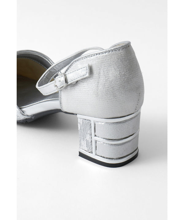 {"color":"","info":""}