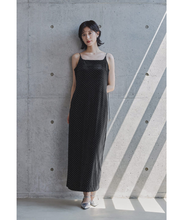 {"color":"\u30d6\u30e9\u30c3\u30af\u30b7\u30eb\u30d0\u30fc","info":"model\uff1aH166cm size\uff1aM"}