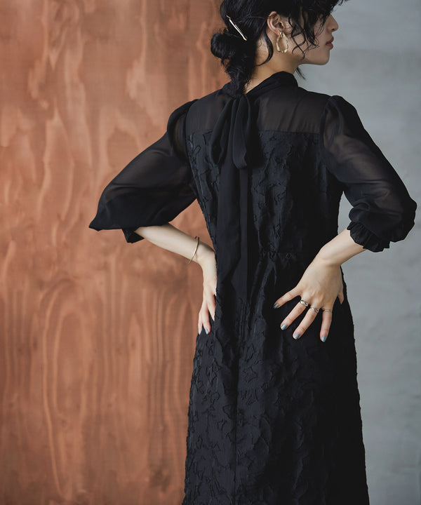 {"color":"\u30d6\u30e9\u30c3\u30af","info":"model\uff1aH167cm size\uff1aM"}