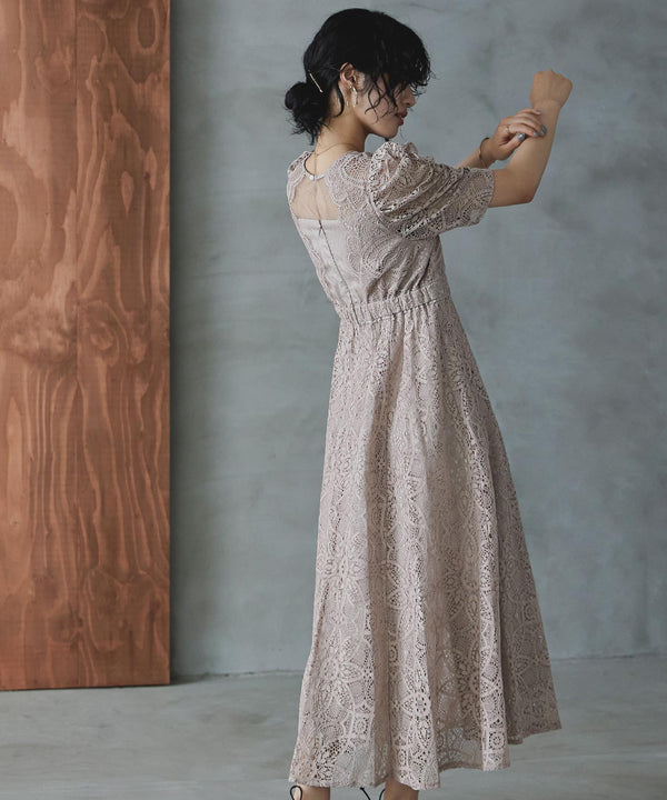 {"color":"\u30b0\u30ec\u30fc\u30b8\u30e5","info":"model\uff1aH167cm size\uff1aM"}