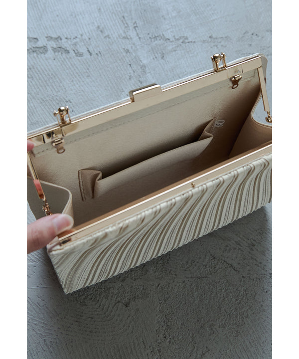 {"color":"","info":""}