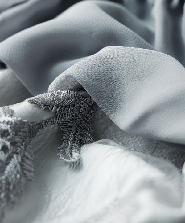 {"color":"","info":""}