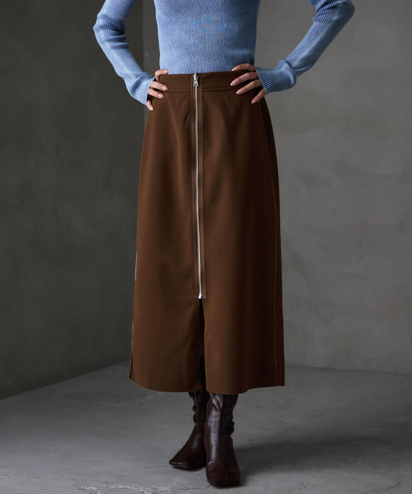 {"color":"\u30d6\u30e9\u30a6\u30f3","info":"model\uff1aH166cm size\uff1aM"}