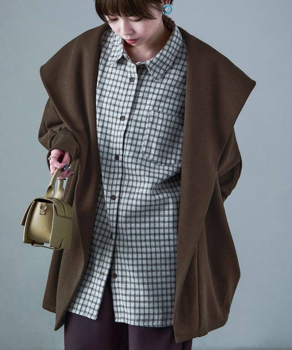 {"color":"\u30d6\u30e9\u30a6\u30f3","info":"model\uff1aH158cm size\uff1aM"}