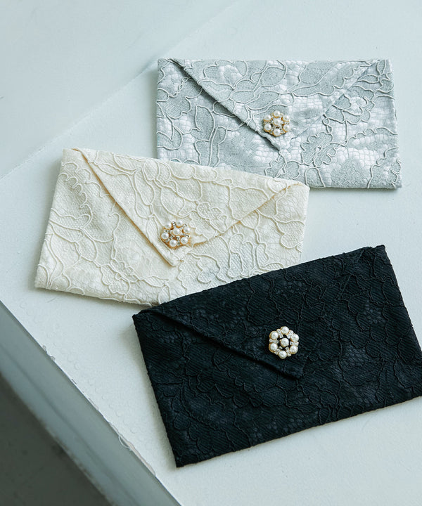 {"color":"\u30d6\u30e9\u30c3\u30af","info":""}