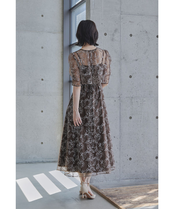 {"color":"\u30d6\u30e9\u30a6\u30f3","info":"model\uff1aH166cm size\uff1aM"}