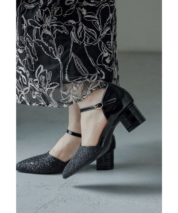 {"color":"\u30d6\u30e9\u30c3\u30af","info":""}