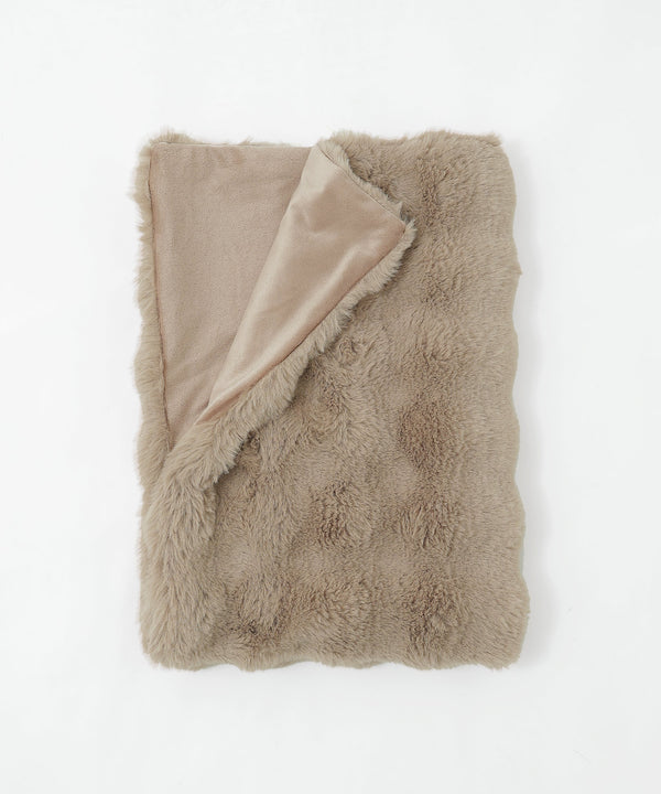 {"color":"\u30d9\u30fc\u30b8\u30e5","info":""}