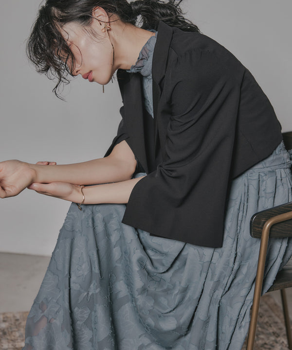 {"color":"\u30d6\u30e9\u30c3\u30af","info":"model\uff1aH167cm size\uff1a9\u53f7"}