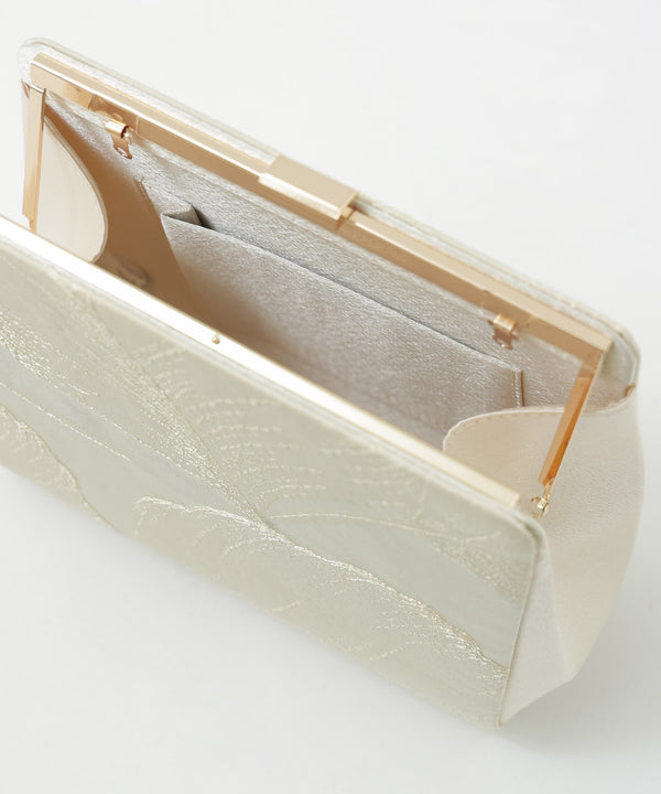 {"color":"","info":""}