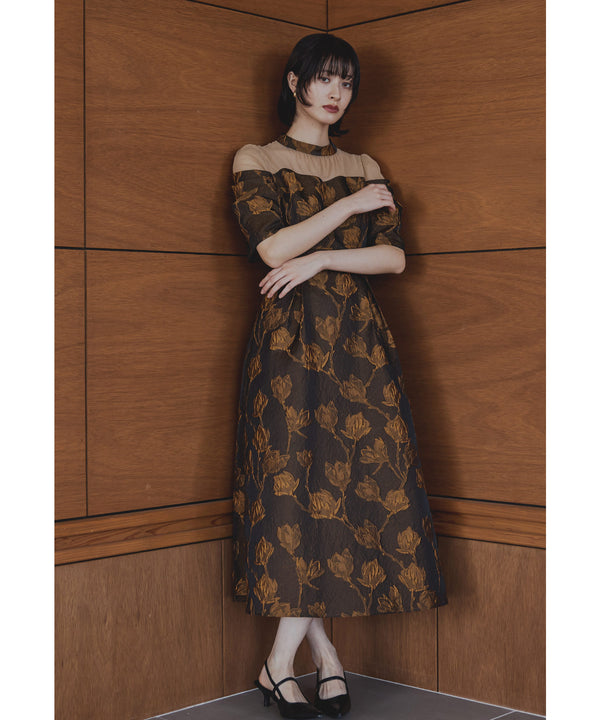 {"color":"\u30d6\u30e9\u30a6\u30f3","info":"model\uff1aH166cm size\uff1aM"}