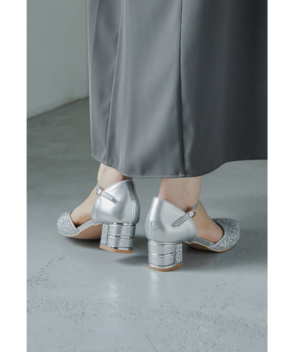 {"color":"\u30b7\u30eb\u30d0\u30fc","info":""}