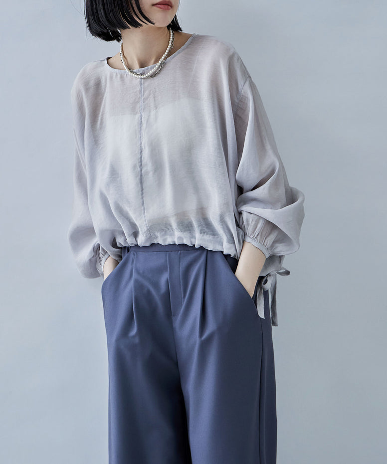 {"color":"\u30b0\u30ec\u30fc","info":"model\uff1aH170cm size\uff1aM"}