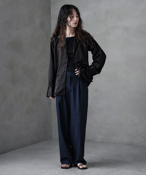 {"color":"\u30d6\u30e9\u30c3\u30af","info":"model\uff1aH166cm size\uff1aF"}