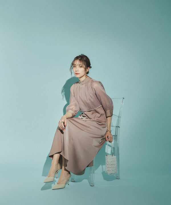 {"color":"\u30e2\u30ab","info":"model\uff1aH165cm size\uff1aM"}